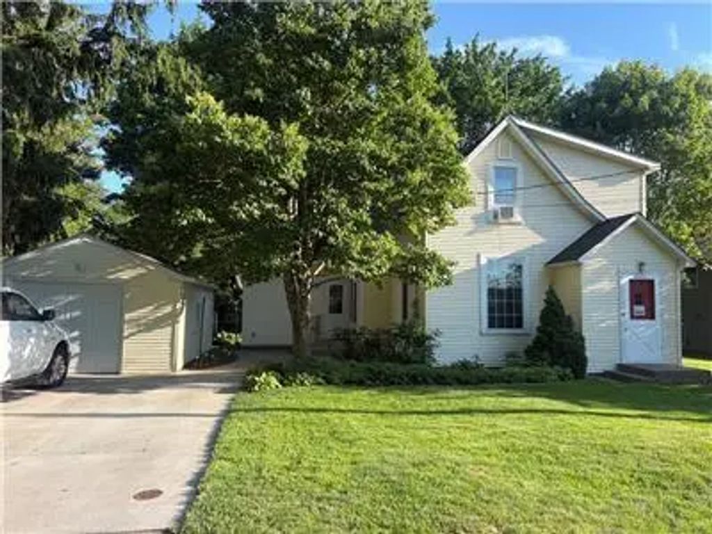 6051 Upper 46th Street N, Oakdale