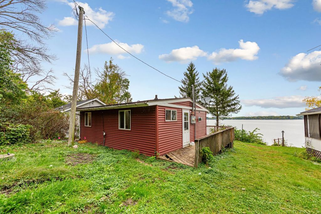 16636 Shady Oak Lane, Waterville