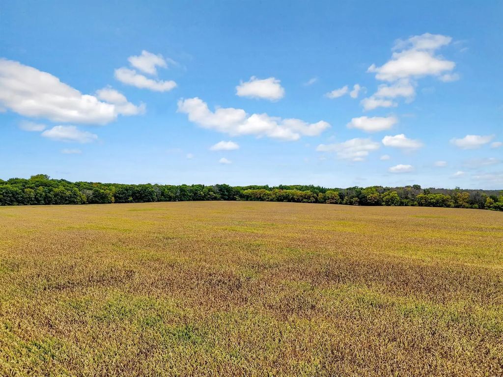 122xx-140 Maxwell, Chisago City