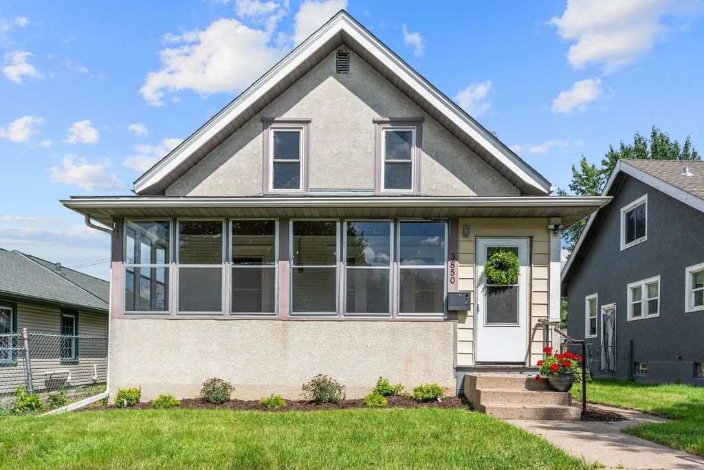 3850 Colfax Avenue N, Minneapolis