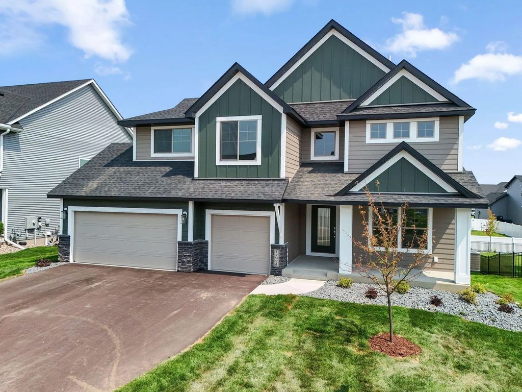 17924 Headwaters Drive, Lakeville