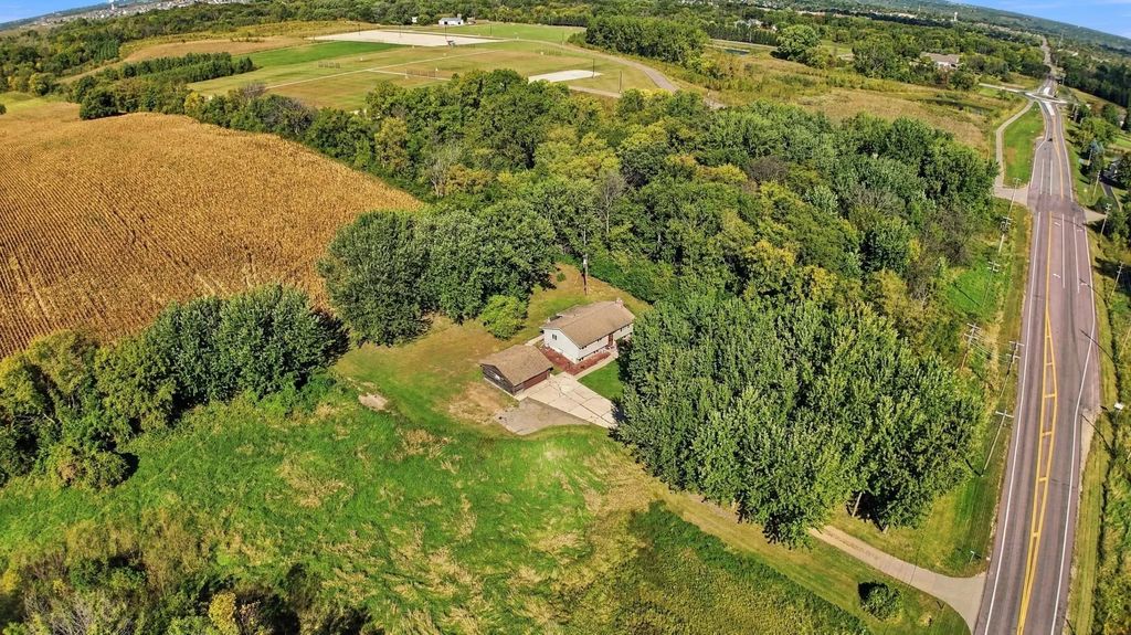 13400 Townline Avenue, Shakopee