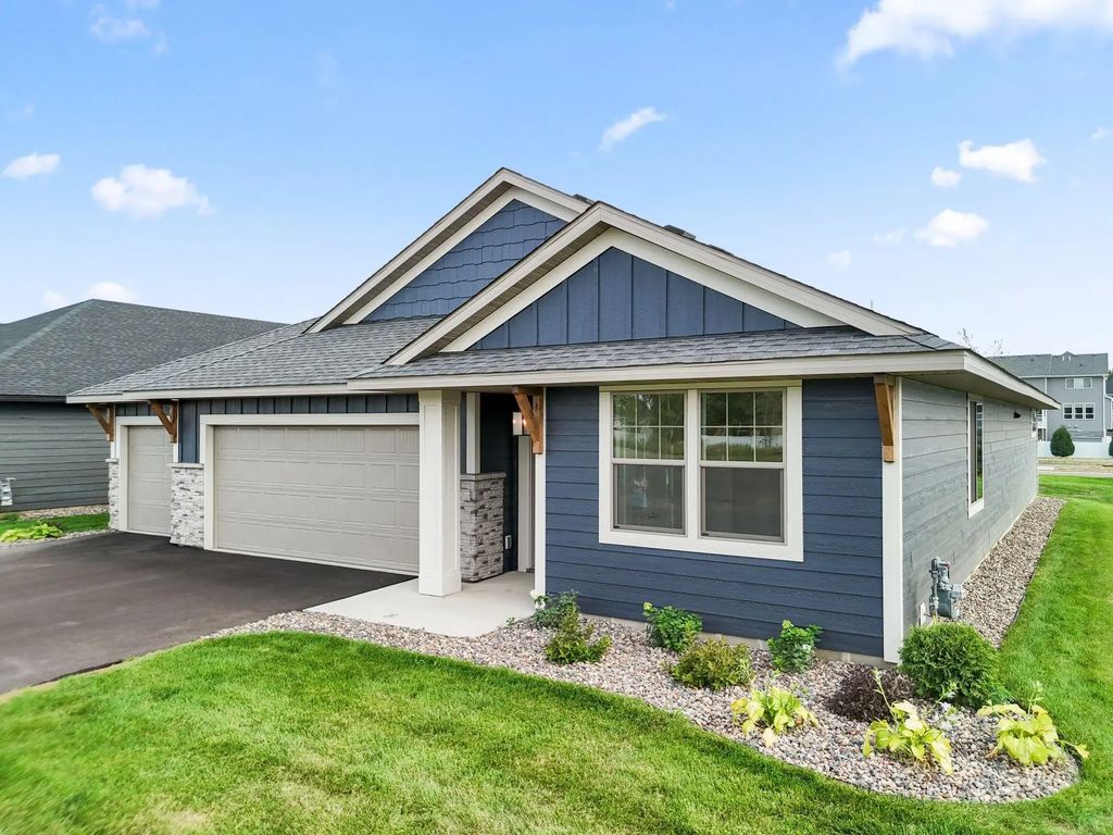17714 Everest Avenue, Lakeville