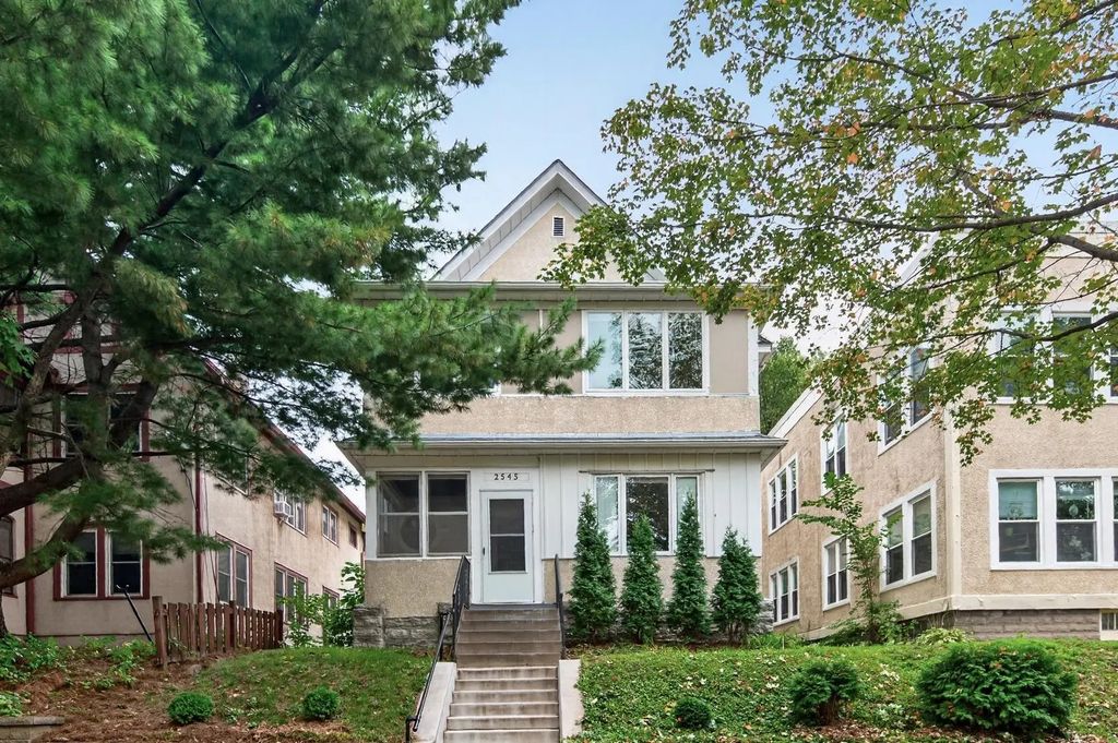2545 Fillmore Street Ne, Minneapolis