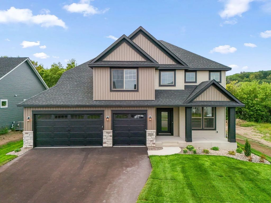 7624 22nd Avenue E, Shakopee