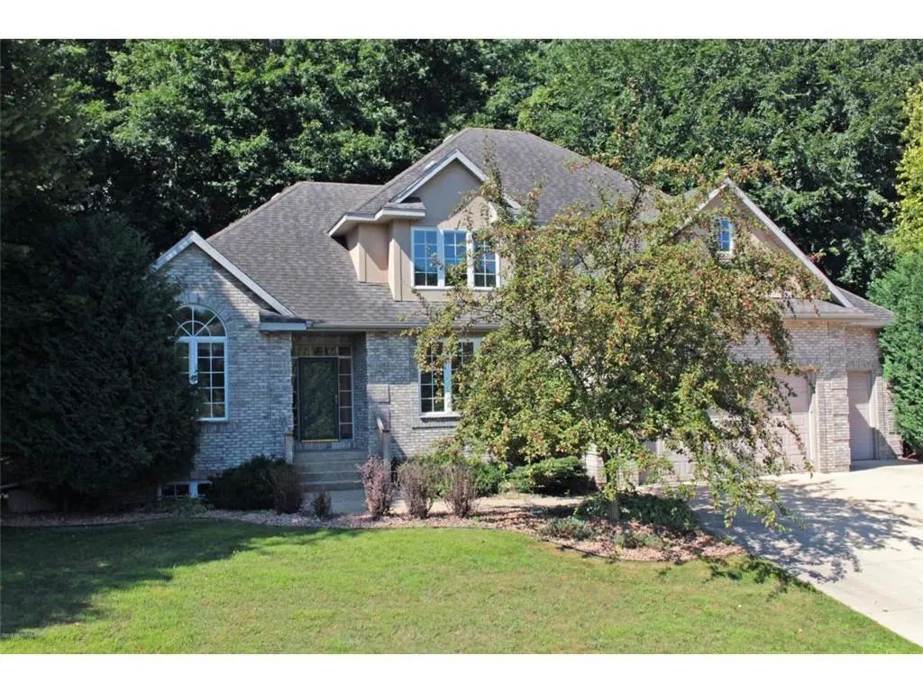 2042 Baihly Estates Lane Sw, Rochester