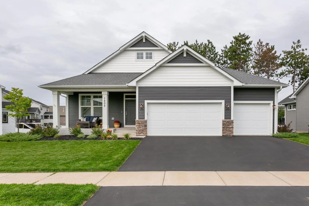 1202 Gretz Way, New Richmond