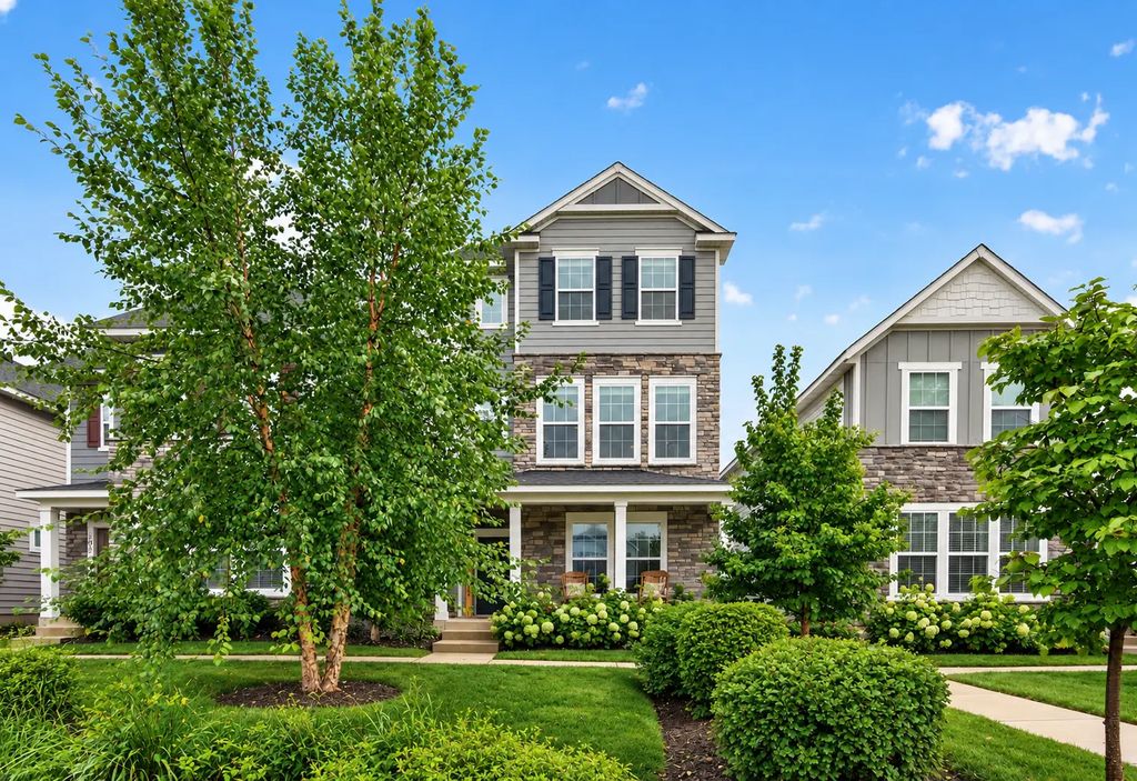 393 Rum River Way, Anoka