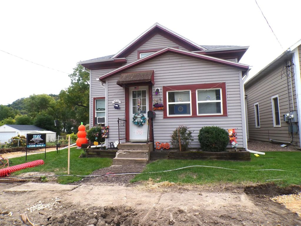 147 E 4th Street, Red Wing