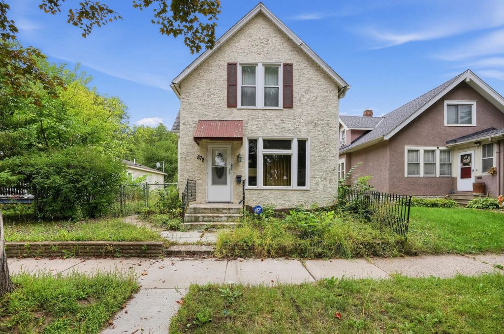 872 Lawson Avenue E, Saint Paul