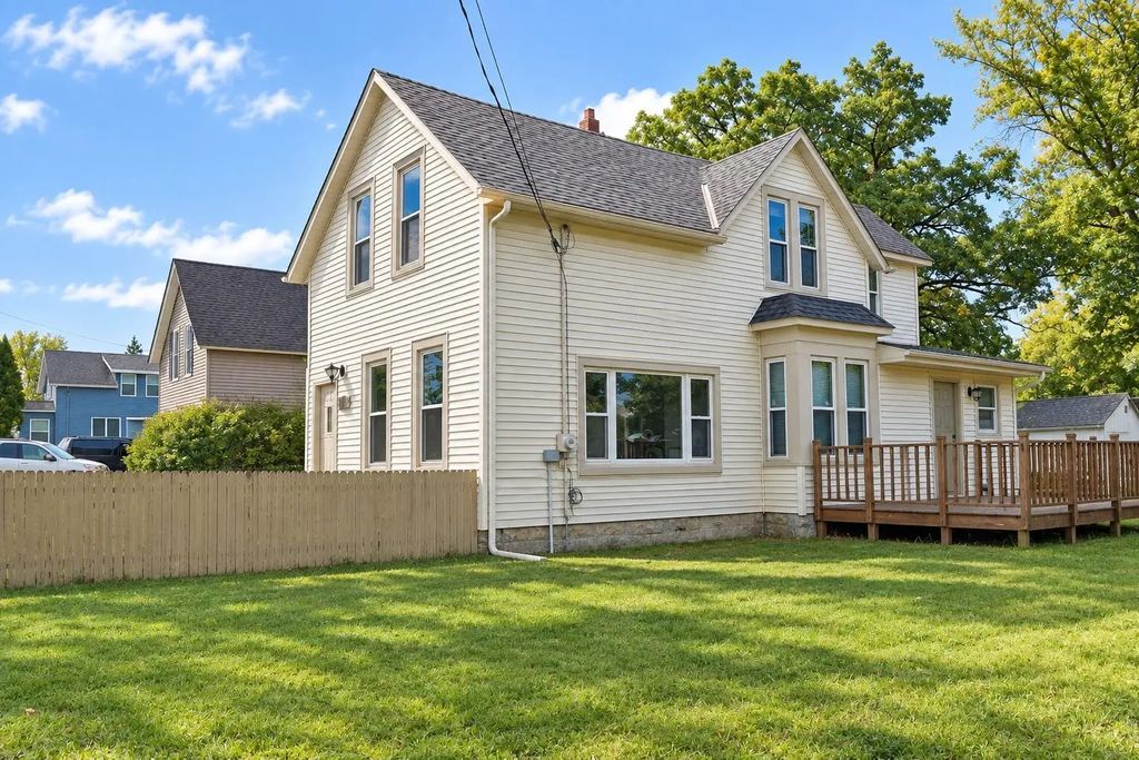 510 1st Street N, Dassel