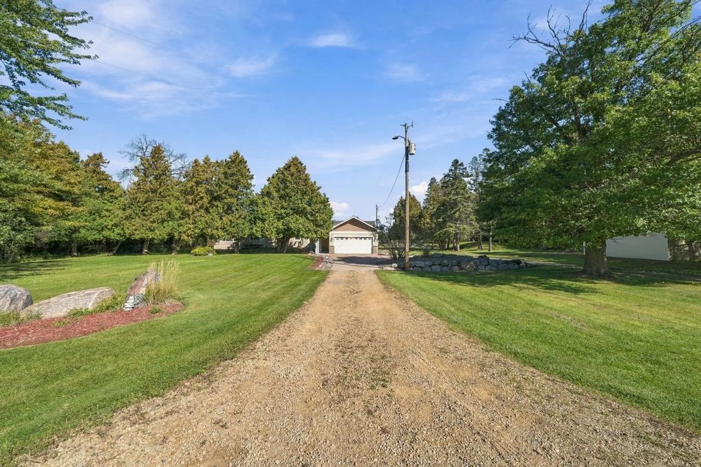 4423 Fawn Lake Drive Ne, East Bethel