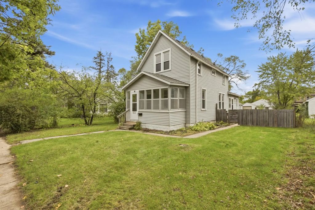 832 15th Avenue S, Saint Cloud