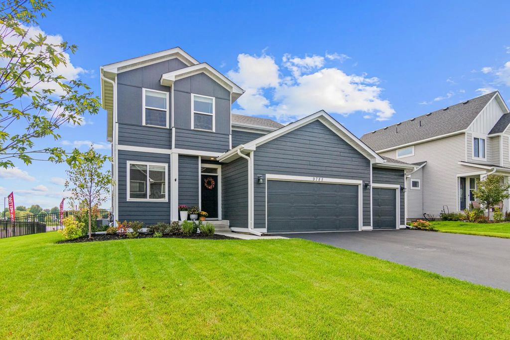 9785 46th Street Ne, Saint Michael