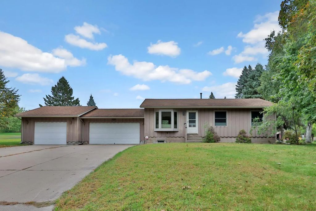 8741 Griggs Avenue, Circle Pines