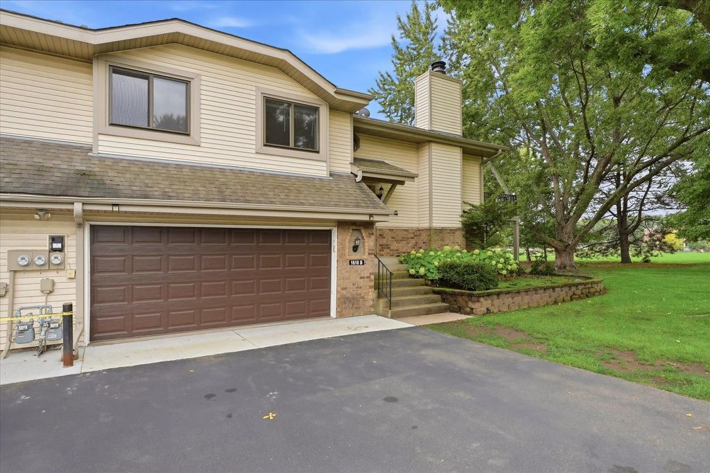 1618 Clemson Drive B, Eagan
