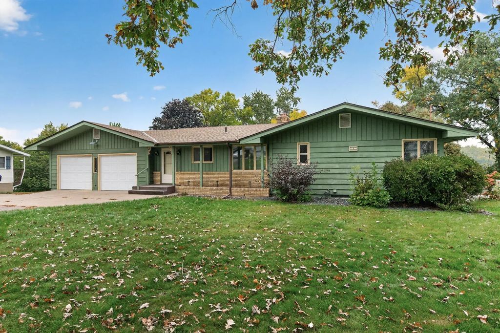 245 Mississippi Drive, Monticello