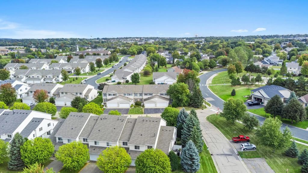 1591 Serenity Lane, Waconia