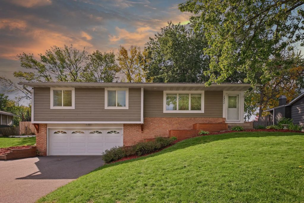 1311 20th Street W, Hastings