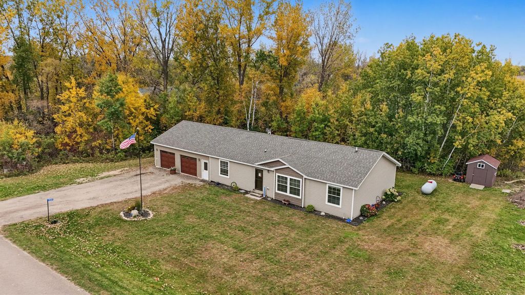 2509 Little Norway Se, Alexandria
