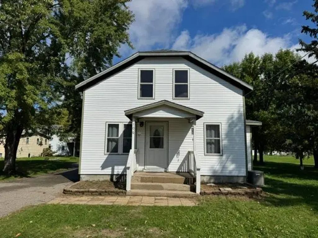 106 Cedar Avenue Ne, Wadena