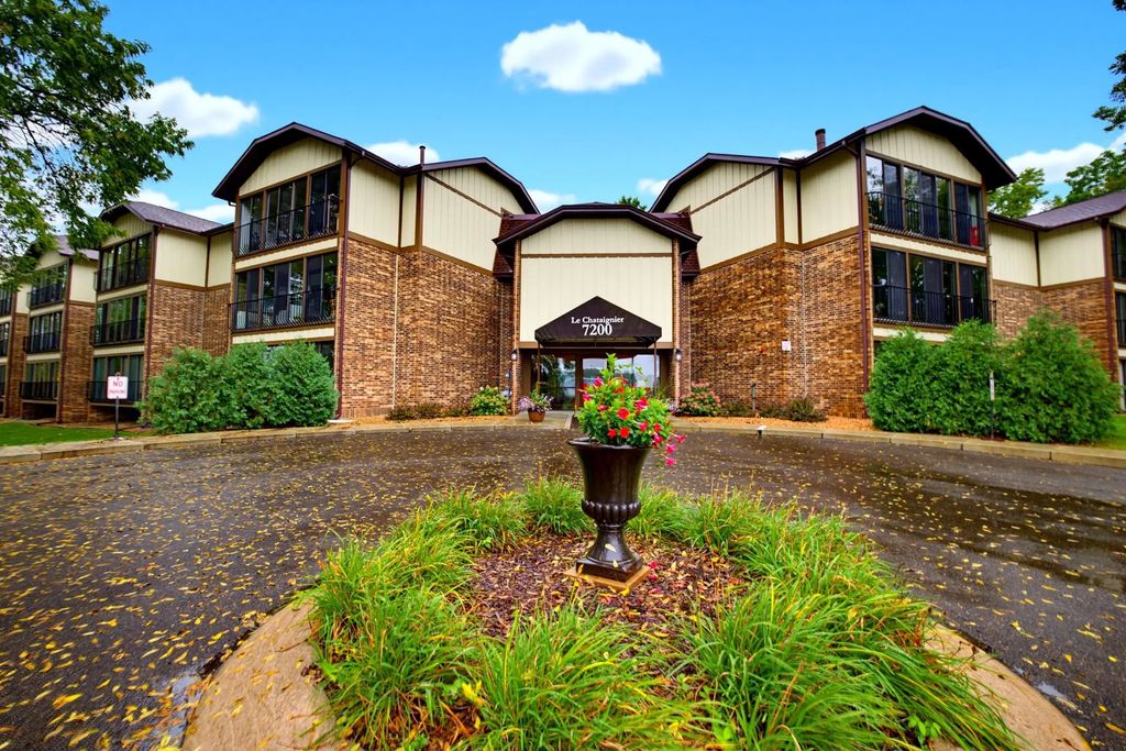 7200 Cahill Road 106, Edina