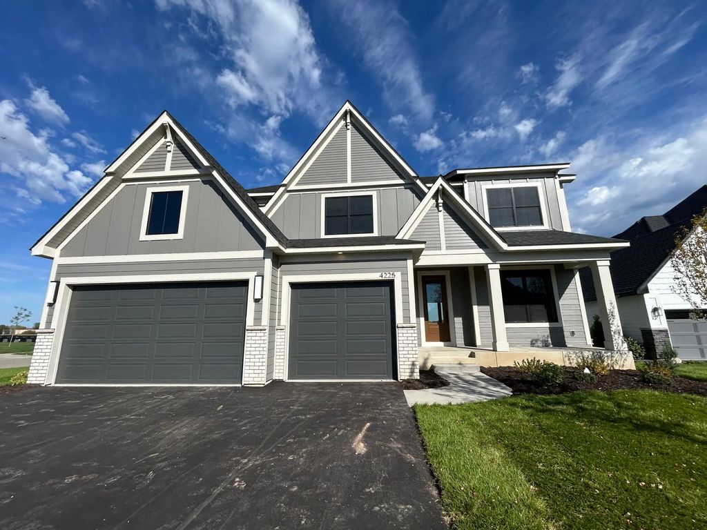 4225 Arbor Bay, Woodbury