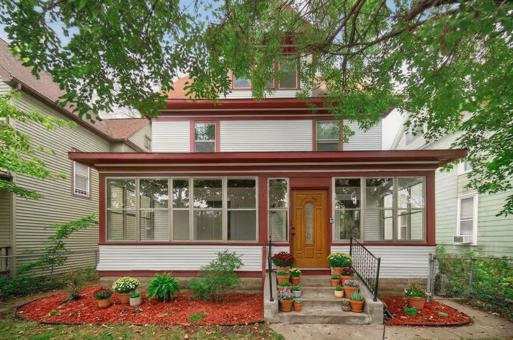 3334 Stevens Avenue, Minneapolis