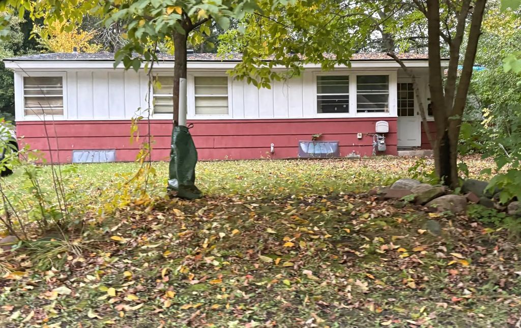 1315 Flag Avenue S, Saint Louis Park