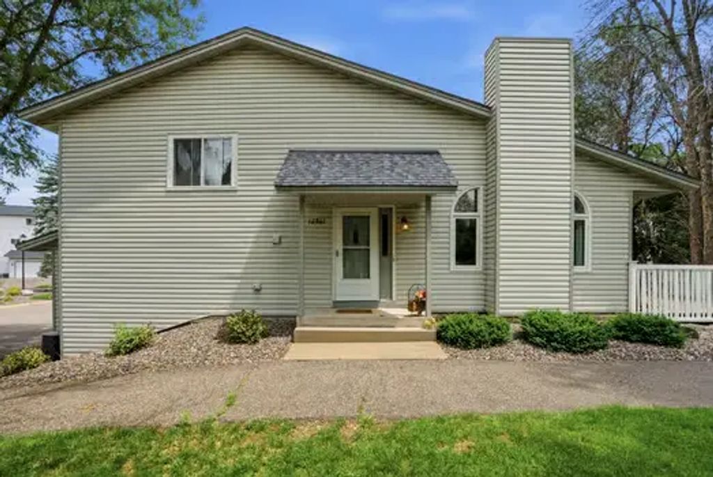 12861 82nd Place N, Maple Grove