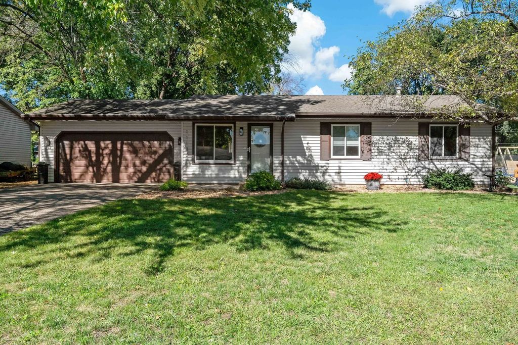 11132 97th Place N, Maple Grove
