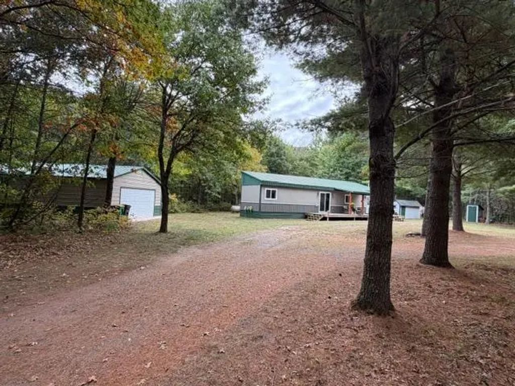 14723 Ferry Road, Grantsburg