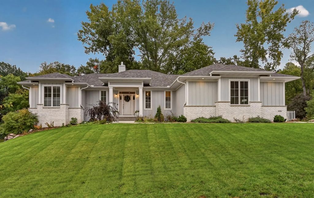 4184 Stone Point Drive Ne, Rochester
