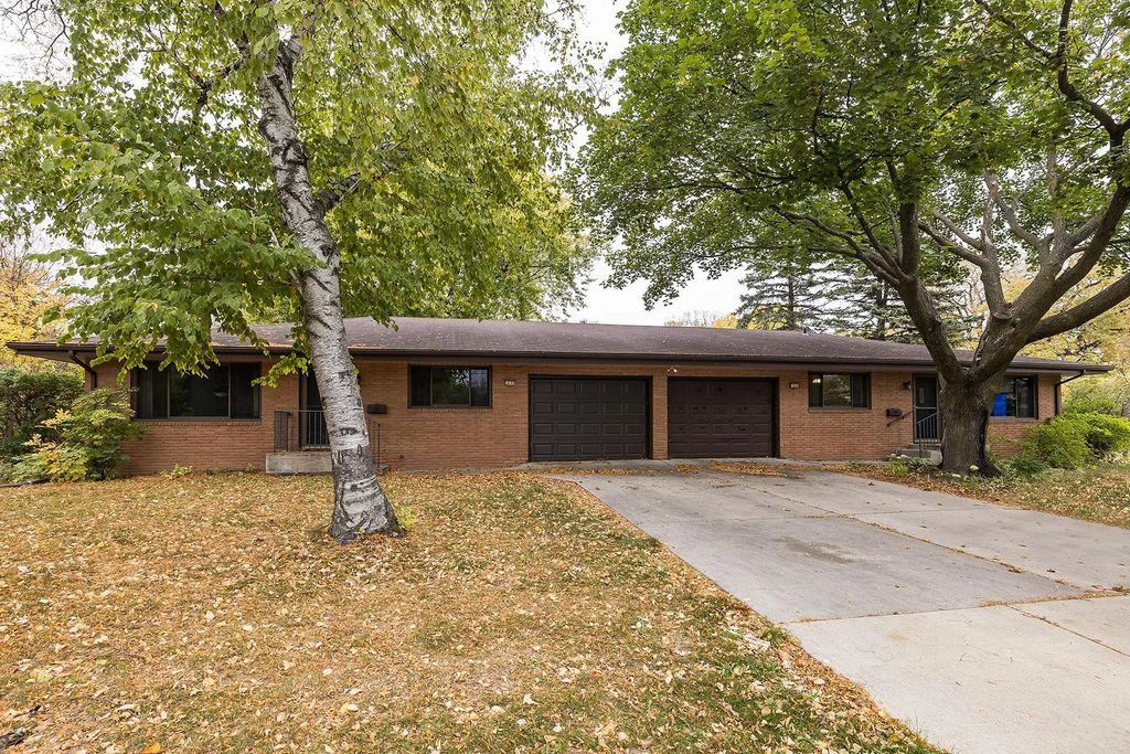 3640 Edward Street Ne, Saint Anthony