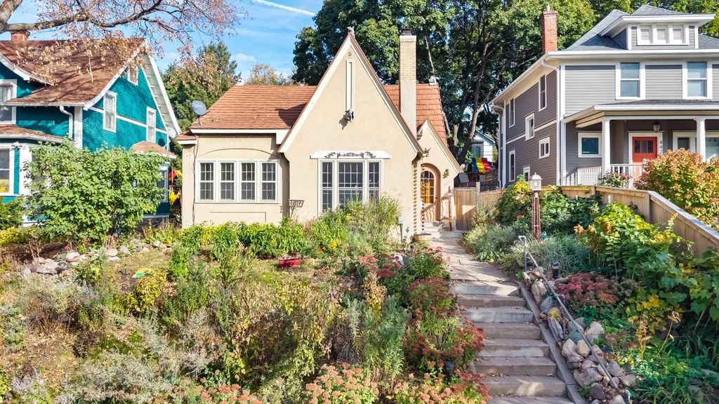 4425 Beard Avenue S, Minneapolis