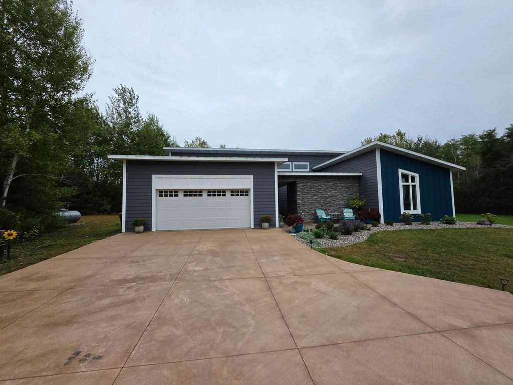W12621 714th Avenue, River Falls