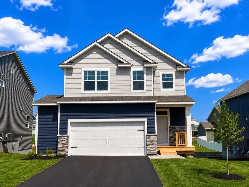 614 Goldenrod Trail, Waconia