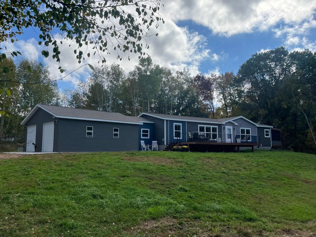 302 85th Avenue, Clayton