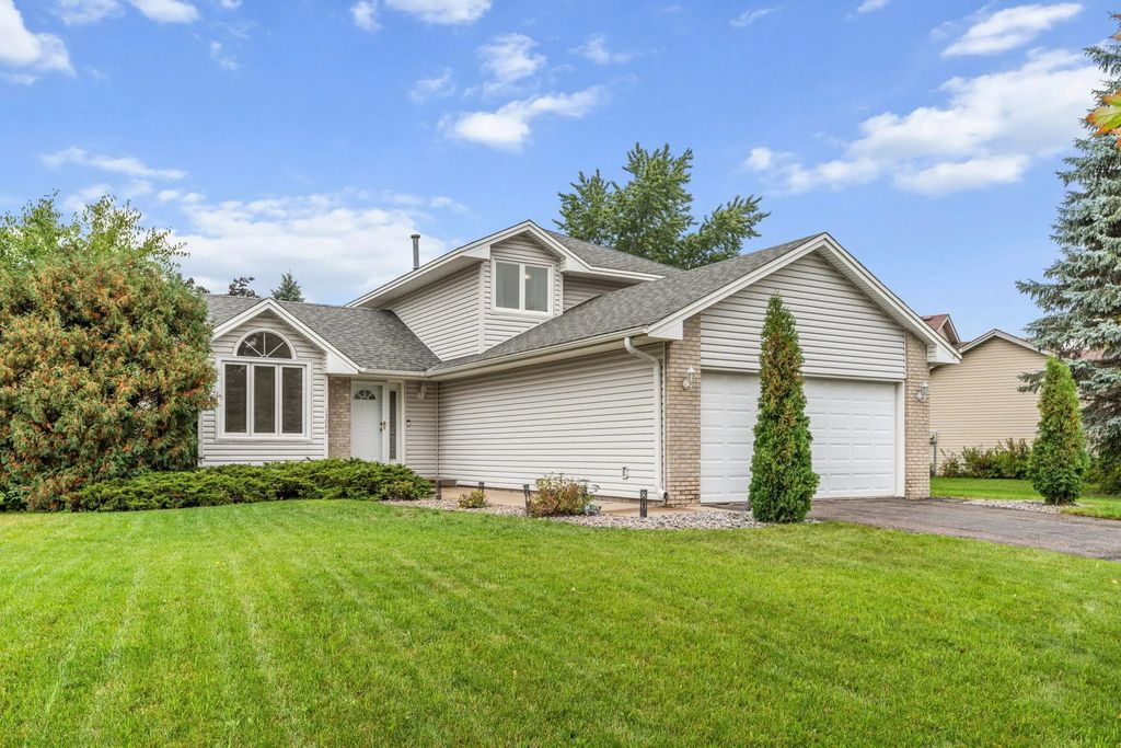 13080 Marigold Street Nw, Coon Rapids