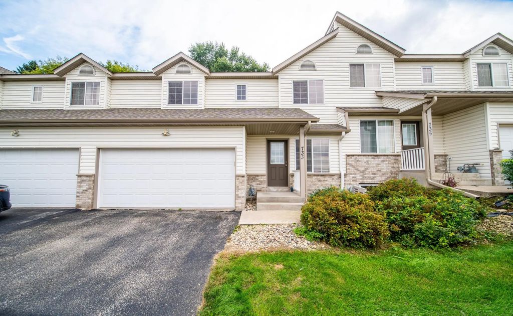733 Baylee Place Sw, Pine Island