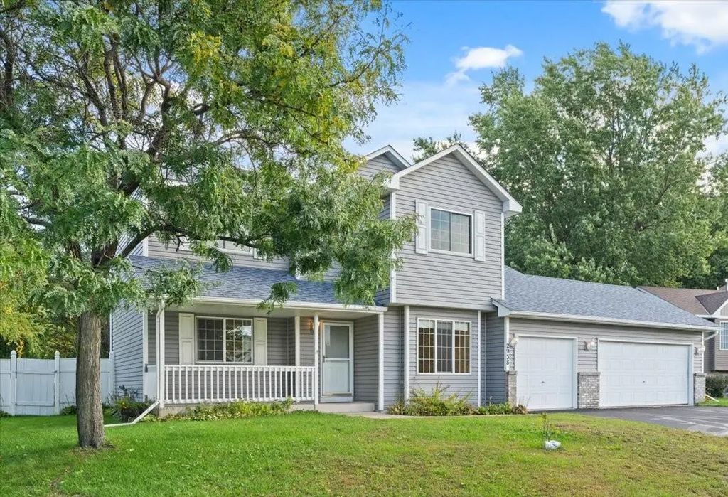 2938 88th Lane Ne, Blaine