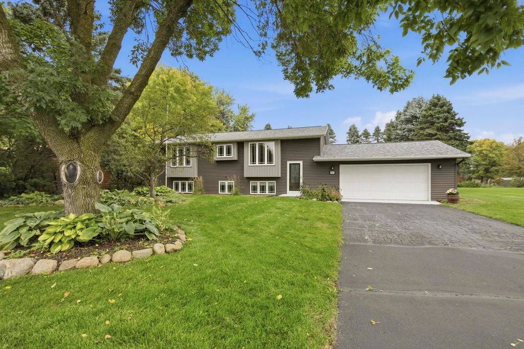 6407 Laurel Road, Saint Cloud