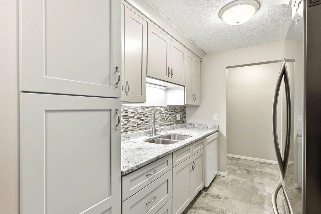 3399 Kent Street 306, Shoreview