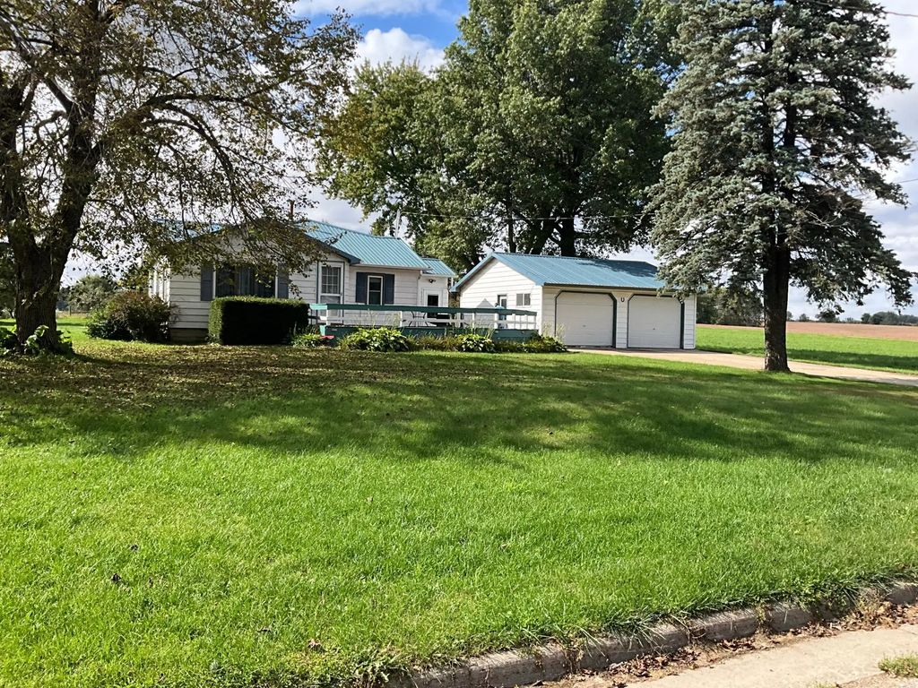 16149 County 5, Spring Valley