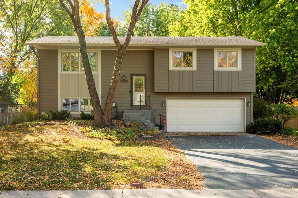 13331 86th Avenue N, Maple Grove