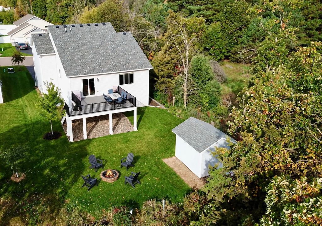 23711 Marigold Street Nw, Saint Francis