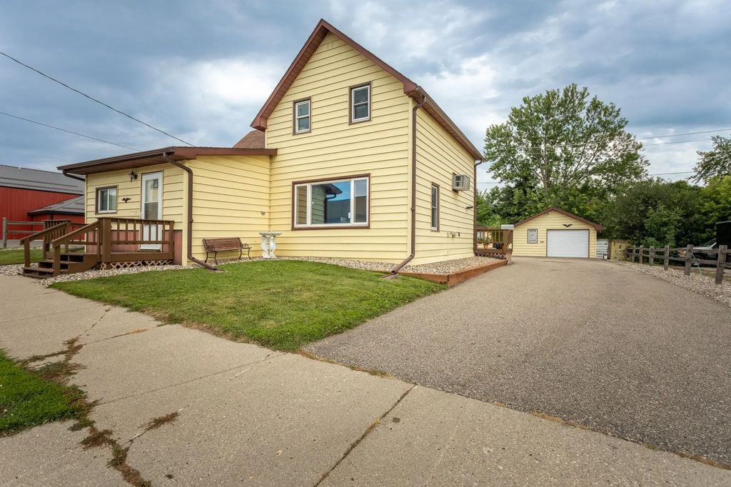 23 1st Avenue Sw, Glenwood