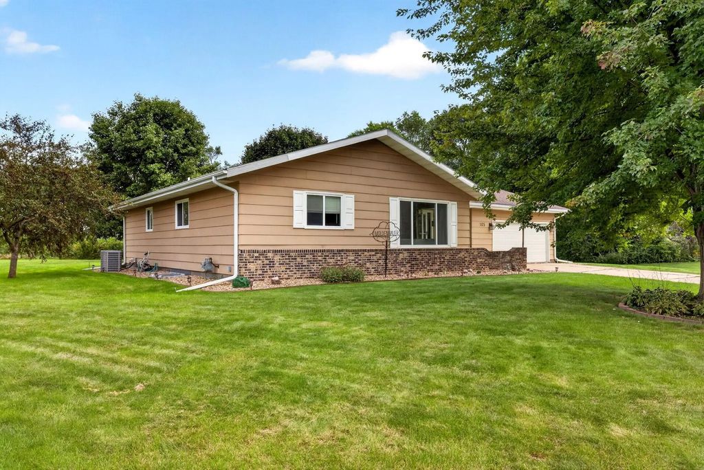 105 Fireside Place, La Crescent