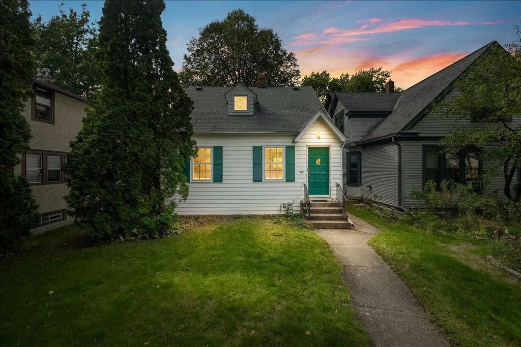 2834 44th Avenue S, Minneapolis