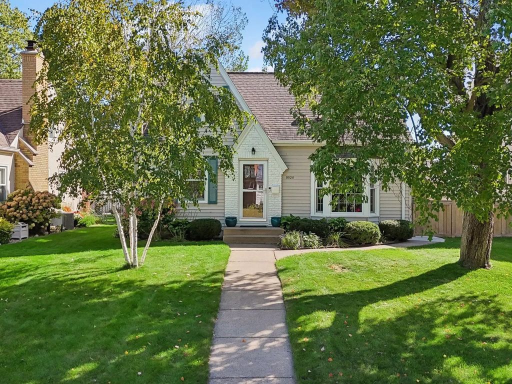 5525 Upton Avenue S, Minneapolis
